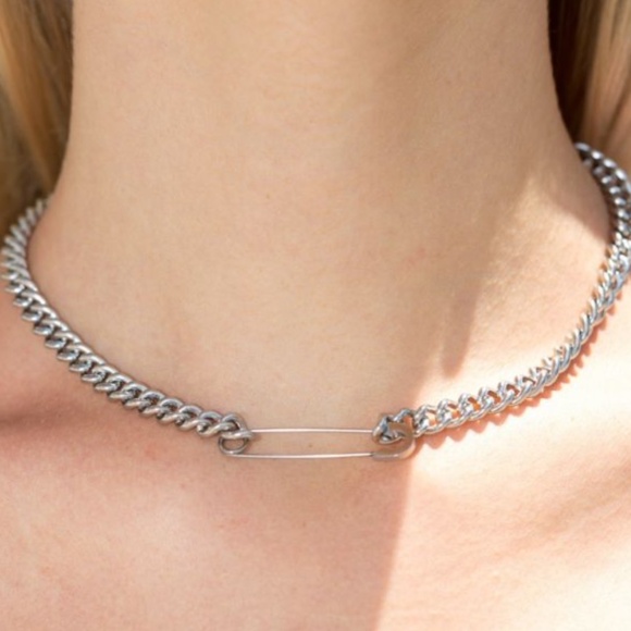 Brandy Melville Jewelry Brandy Melville Safety Pin Silver Chain